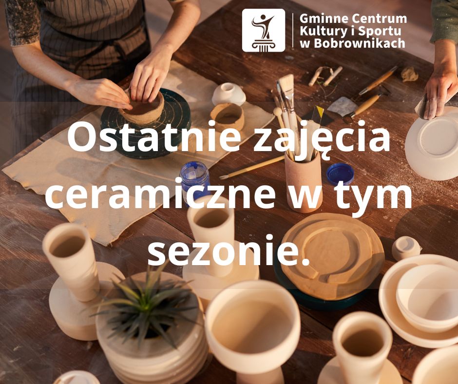 Biały i Pastelowy Prosty Kolaż Post na Facebook